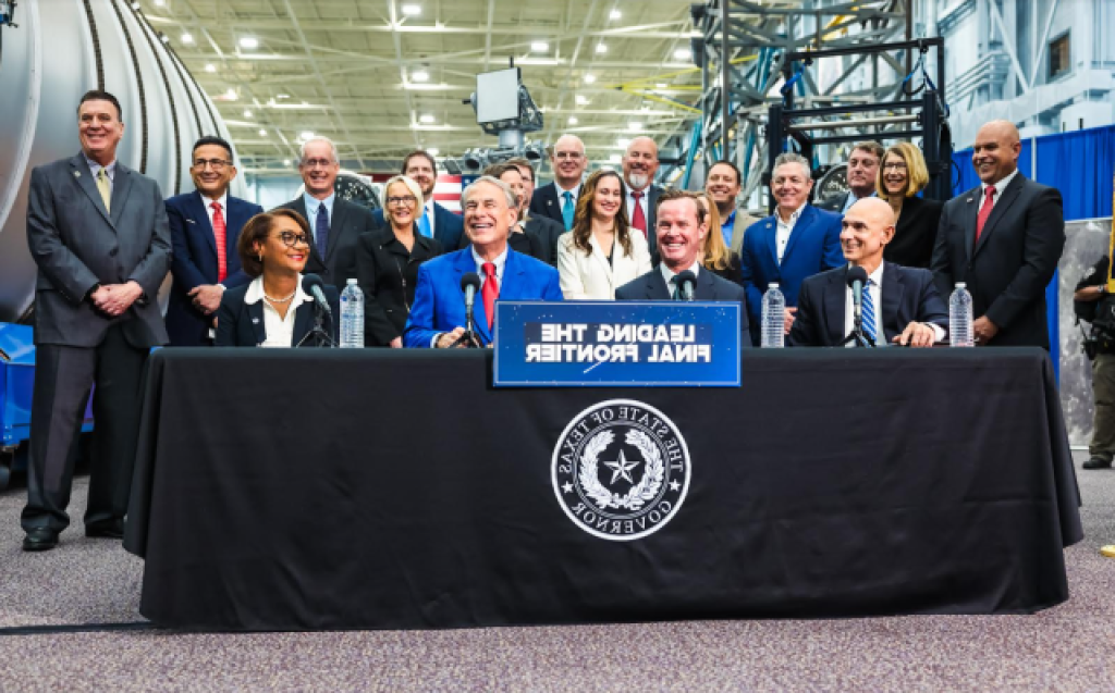 a few state stakeholders celebrating the Texas Space Commission Annoucement